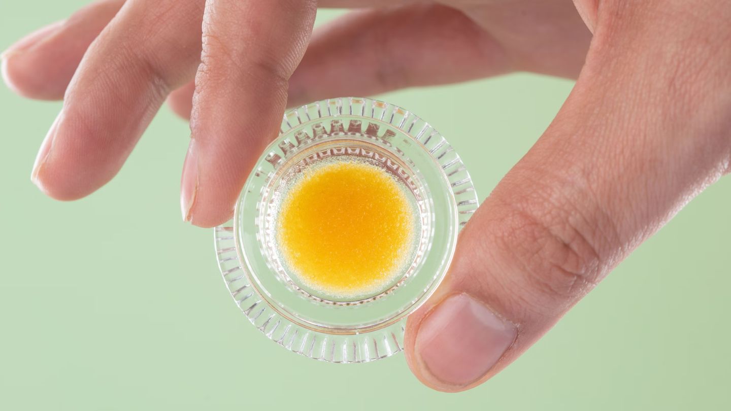 La Wax de CBD : quels sont ses avantages et comment l'utiliser efficacement ?